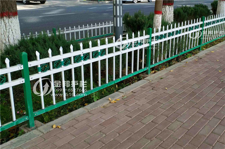 草坪護欄-008